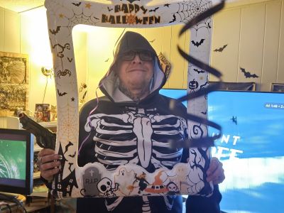 Oct 26, 2024 - Nashua, NH
Keywords: NH, costume, Halloween, Party